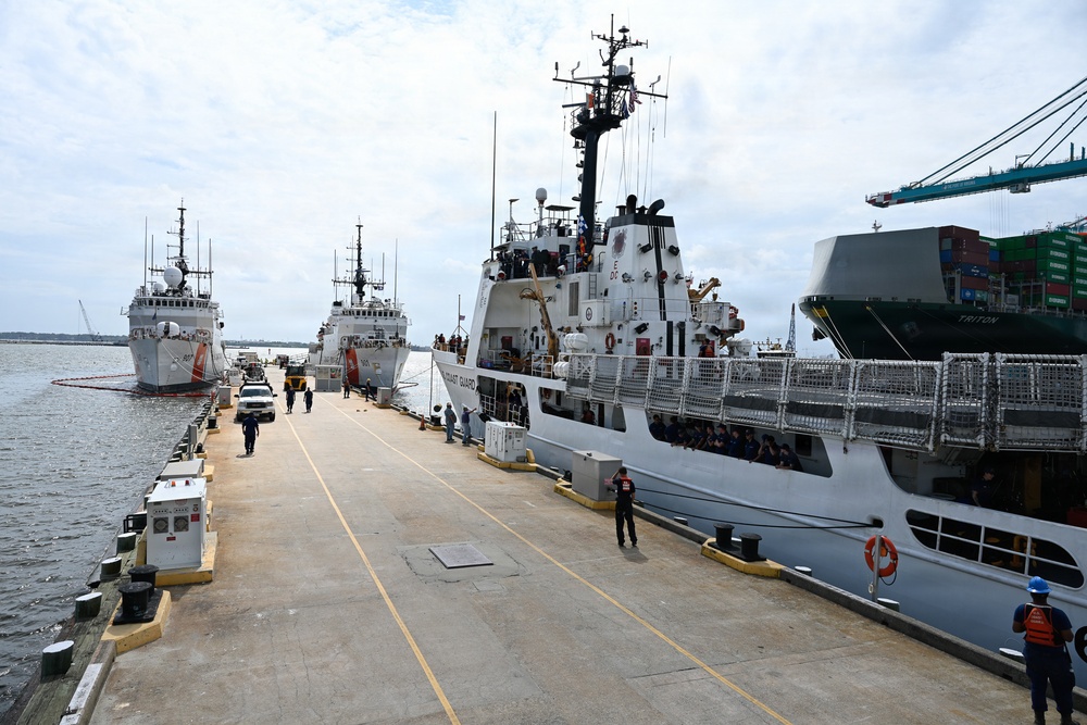 Coast Guard welcomes two cutters to new Virginia homeport