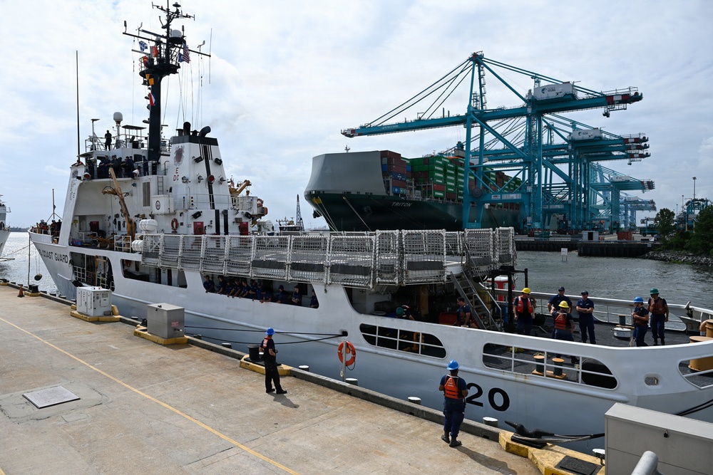 Coast Guard welcomes two cutters to new Virginia homeport