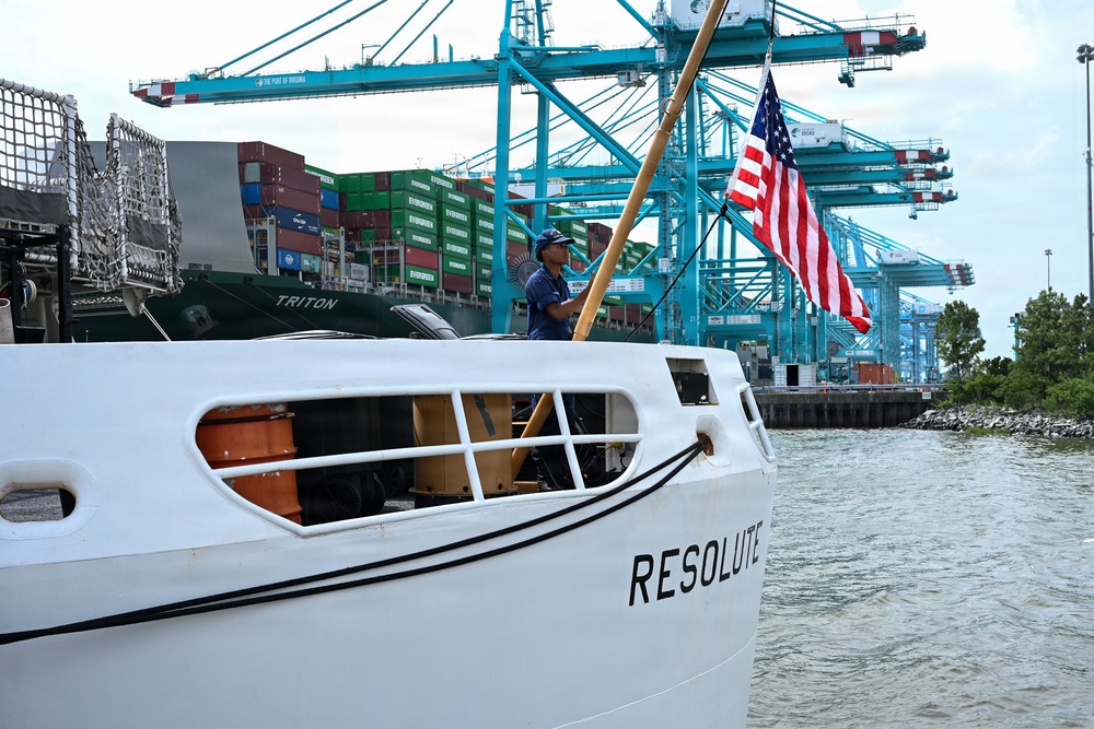 Coast Guard welcomes two cutters to new Virginia homeport