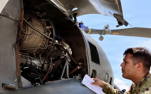 Army flight school launches first solo cross-country training in decades