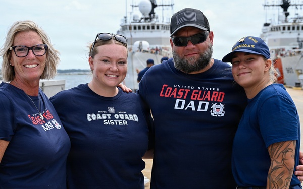 Coast Guard welcomes two cutters to new Virginia homeport