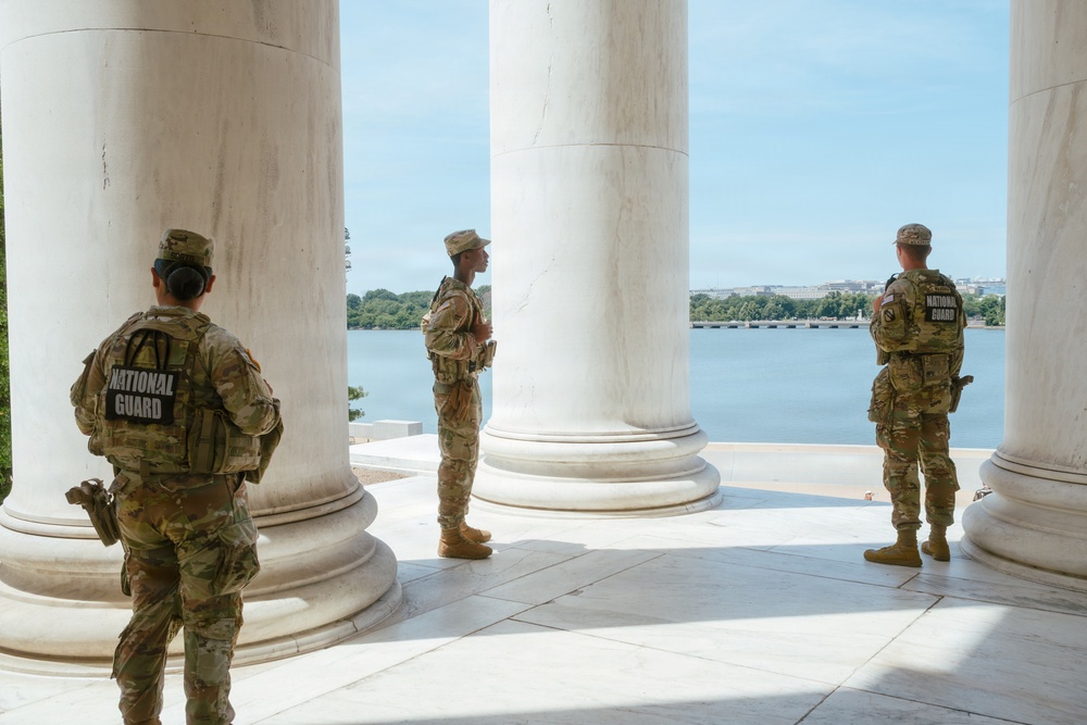 JTF- DC Mississippi Guardsmen Patrol Jefferson Memorial