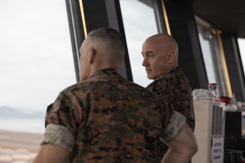 Brig. Gen. Ralph Rizzo visits MCAS Iwakuni