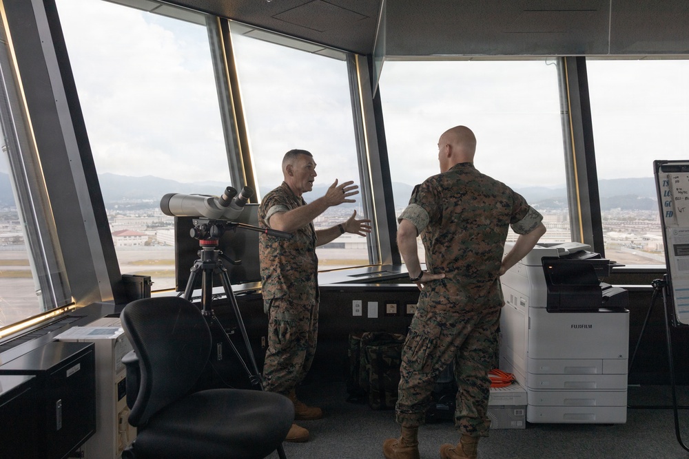 Brig. Gen. Ralph Rizzo visits MCAS Iwakuni