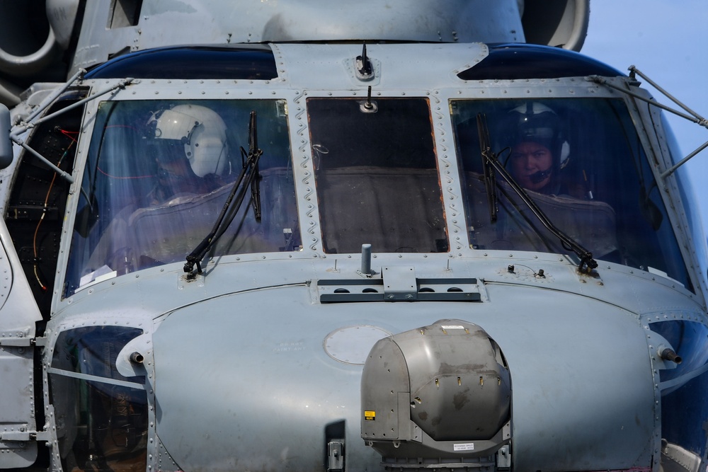 USS Essex conducts flight ops