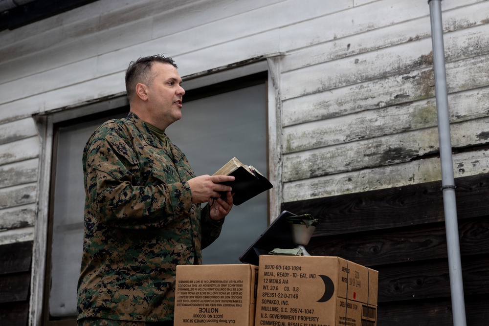 MWSS-171 holds a field religious service