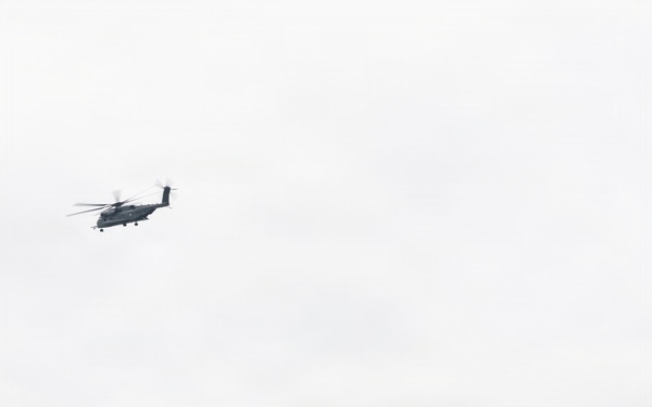 HMH-361 lands at a FARP site