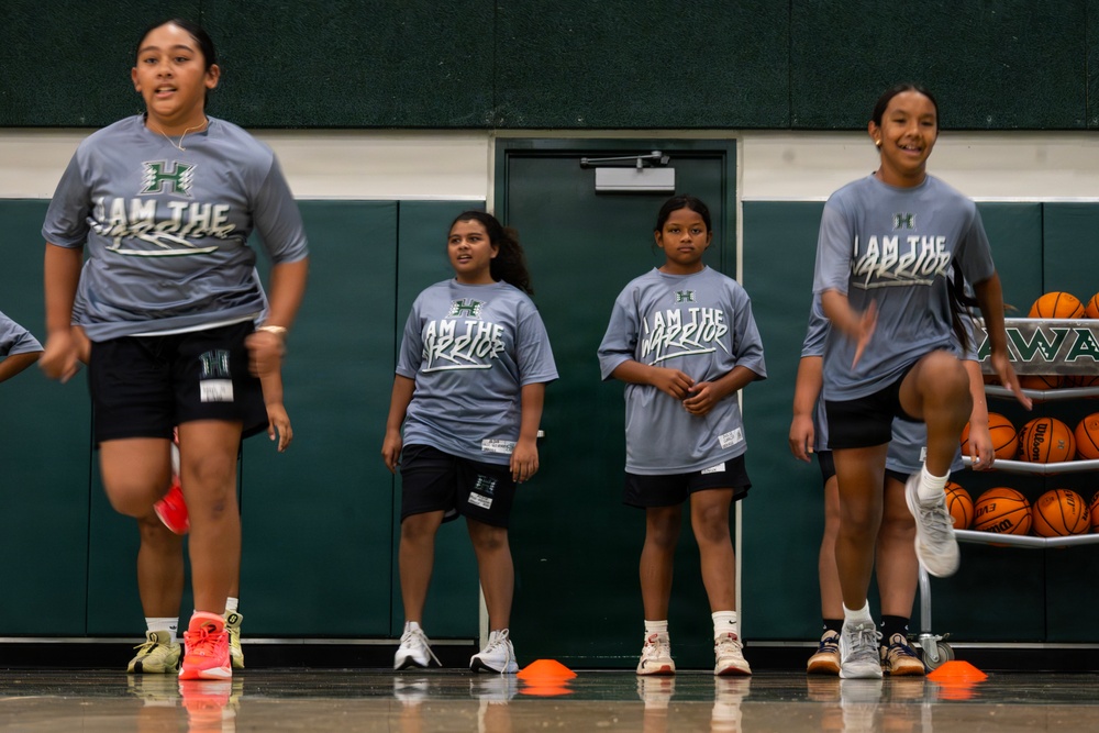 94th Army Air and Missile Defense Command  Soldiers assist University of Hawaii at Manoa’s Women’s Basketball team during Youth Impact Program