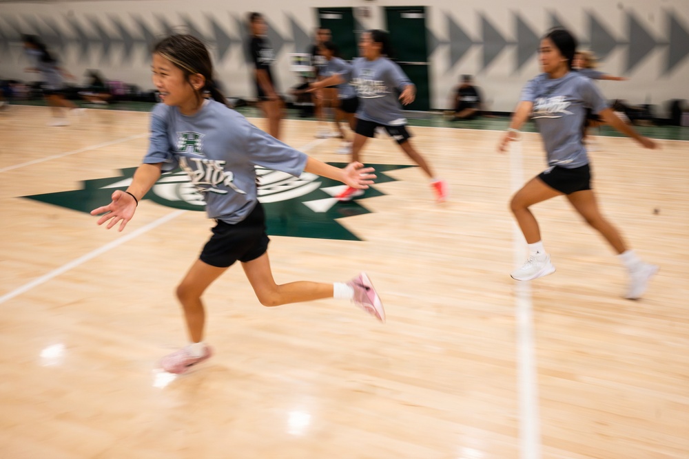 94th Army Air and Missile Defense Command  Soldiers assist University of Hawaii at Manoa’s Women’s Basketball team during Youth Impact Program