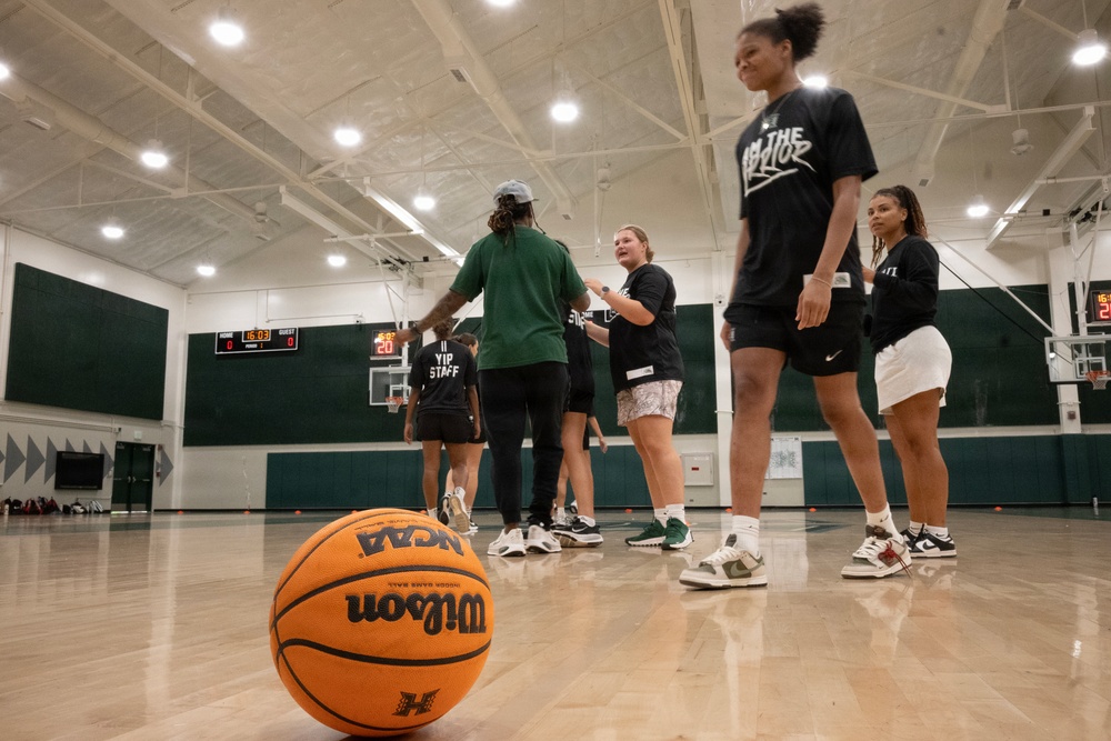 94th Army Air and Missile Defense Command  Soldiers assist University of Hawaii at Manoa’s Women’s Basketball team during Youth Impact Program