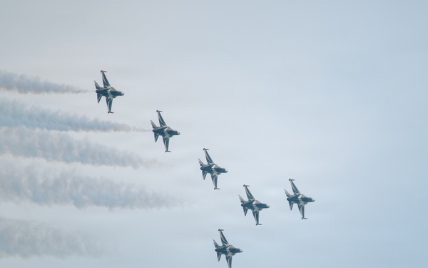 ROKAF Black Eagles Independence Day Rehearsal