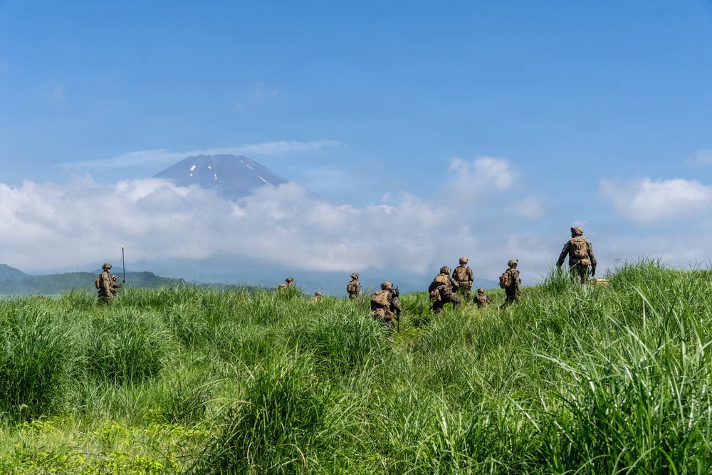 Fuji Viper 26.3 | U.S. Marines Conduct Live-Fire Platoon Attacks