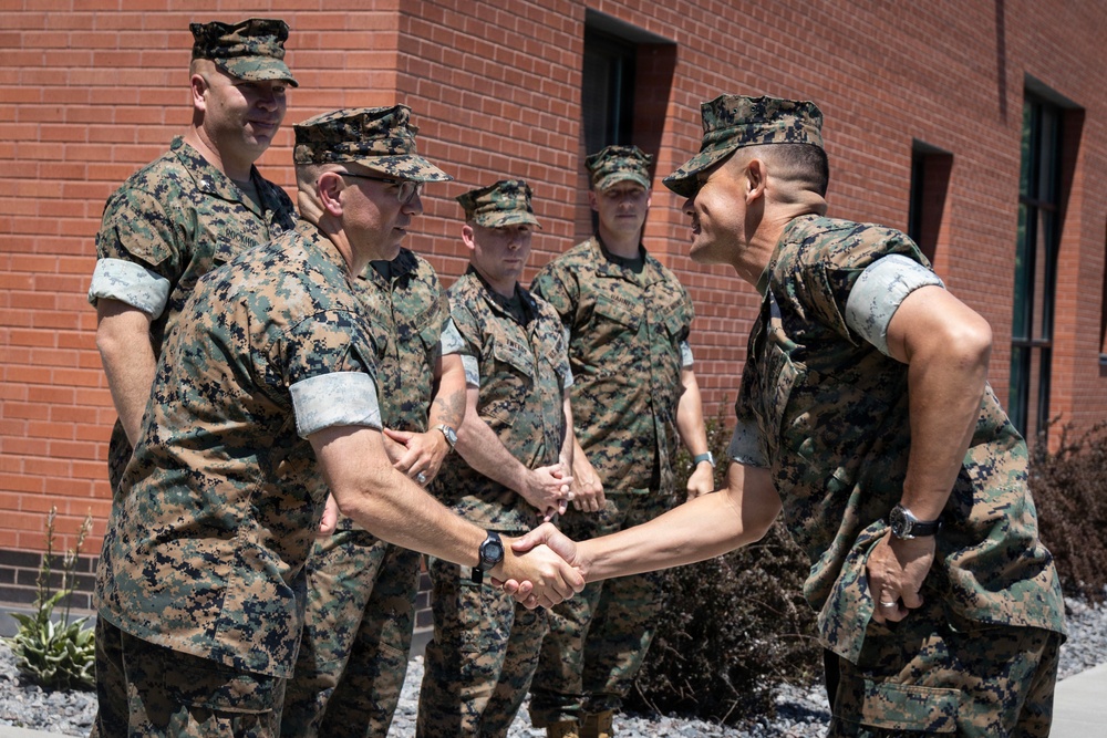 SMMC Ruiz visits MAG-41 Det C leadership, MWSS-471
