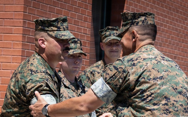 SMMC Ruiz visits MAG-41 Det C leadership, MWSS-471