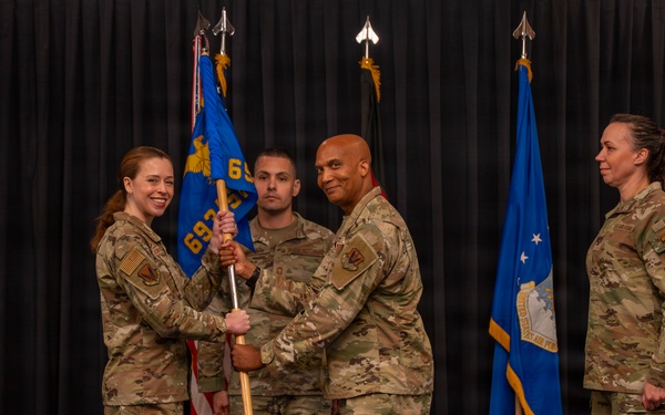 693d Intelligence Surveillance and Reconnaissance Group holds change of command ceremony