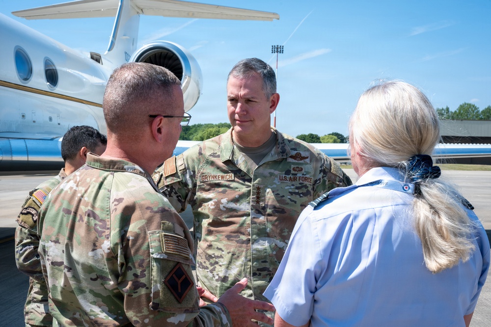 Gen. Grynkewich visits RAF Fairford