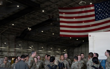 Gen. Grynkewich visits RAF Fairford