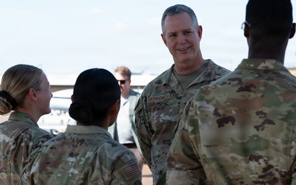 Gen. Grynkewich visits RAF Fairford