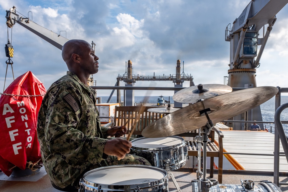 Pacific Partnership Band plays aboard Royal Australian Navy HMAS Choules (L100) during replenishment-at-sea