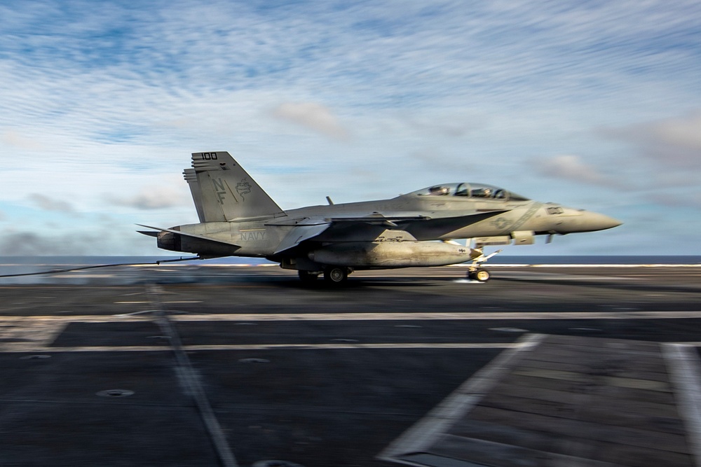 George Washington Conducts Flight Operations