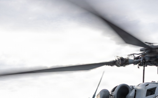 USS Mustin conducts flight operations