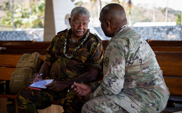 U.S. and Papua New Guinea Senior Chaplains meet during Tamiok Strike 26