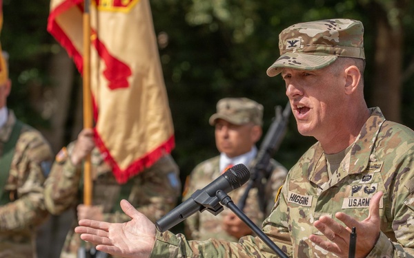 USAG Rheinland-Pfalz transfers authority from Higgins to Wood in change of command ceremony
