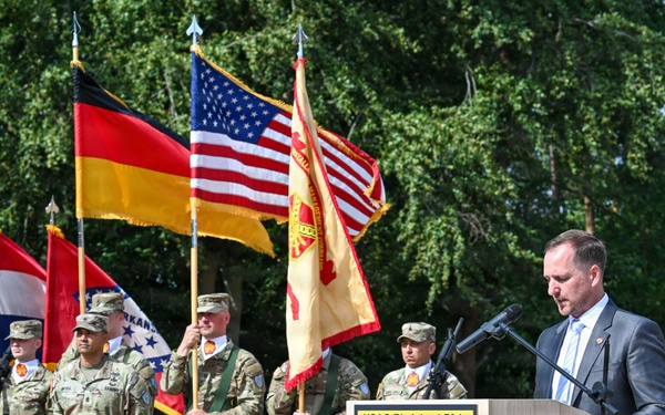 USAG Rheinland-Pfalz transfers authority from Higgins to Wood in change of command ceremony