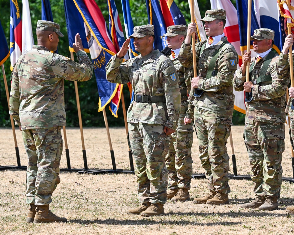 USAG Rheinland-Pfalz transfers authority from Higgins to Wood in change of command ceremony