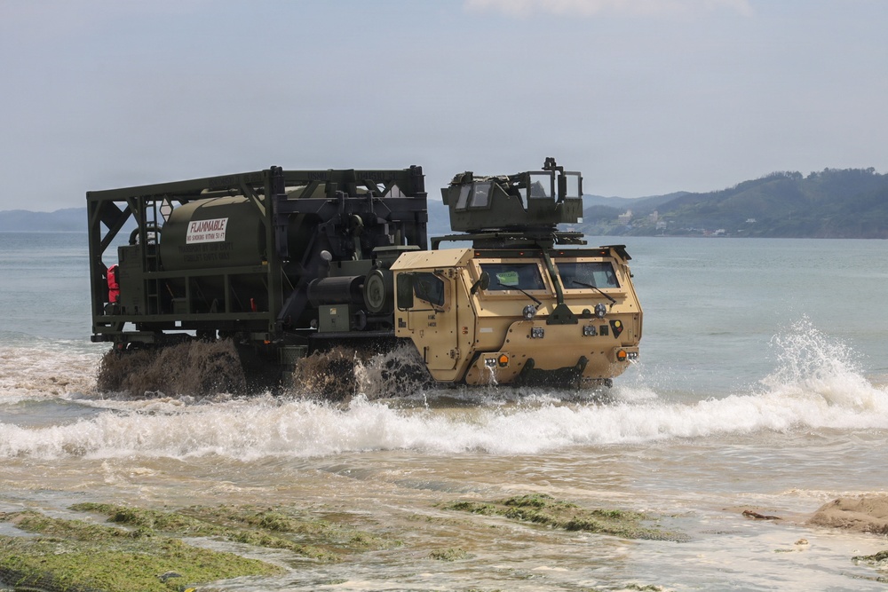 CJLOTS 26: 3rd MLG, ROK conduct Maritime Prepositioning Force expeditionary offload in South Korea
