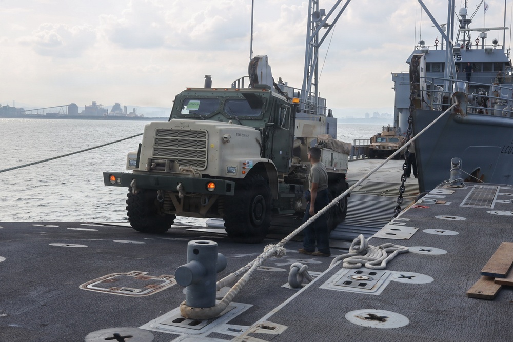 CJLOTS 26: 3rd MLG, ROK conduct Maritime Prepositioning Force expeditionary offload in South Korea
