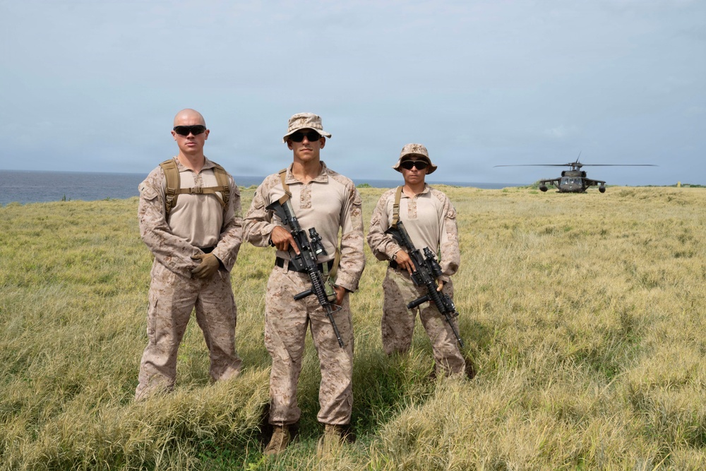 1st Battalion 10th Marines Delta Battery Departing