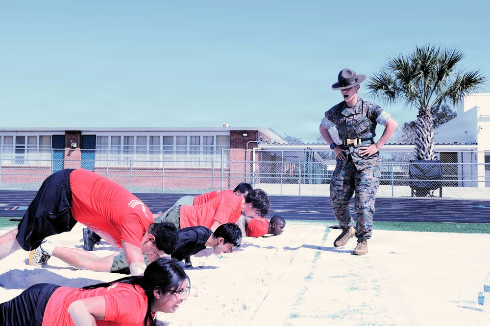 Drill Instructors Visit Chamberlain High School to Facilitate Physical Training