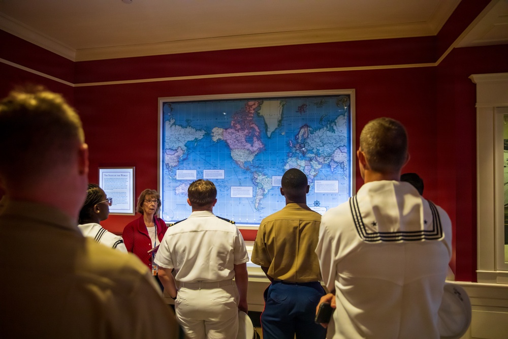 USS Arlington (LPD 24) Sailors and Marines Tour the JFK Museum