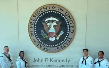 USS Arlington (LPD 24) Sailors and Marines Tour the JFK Museum