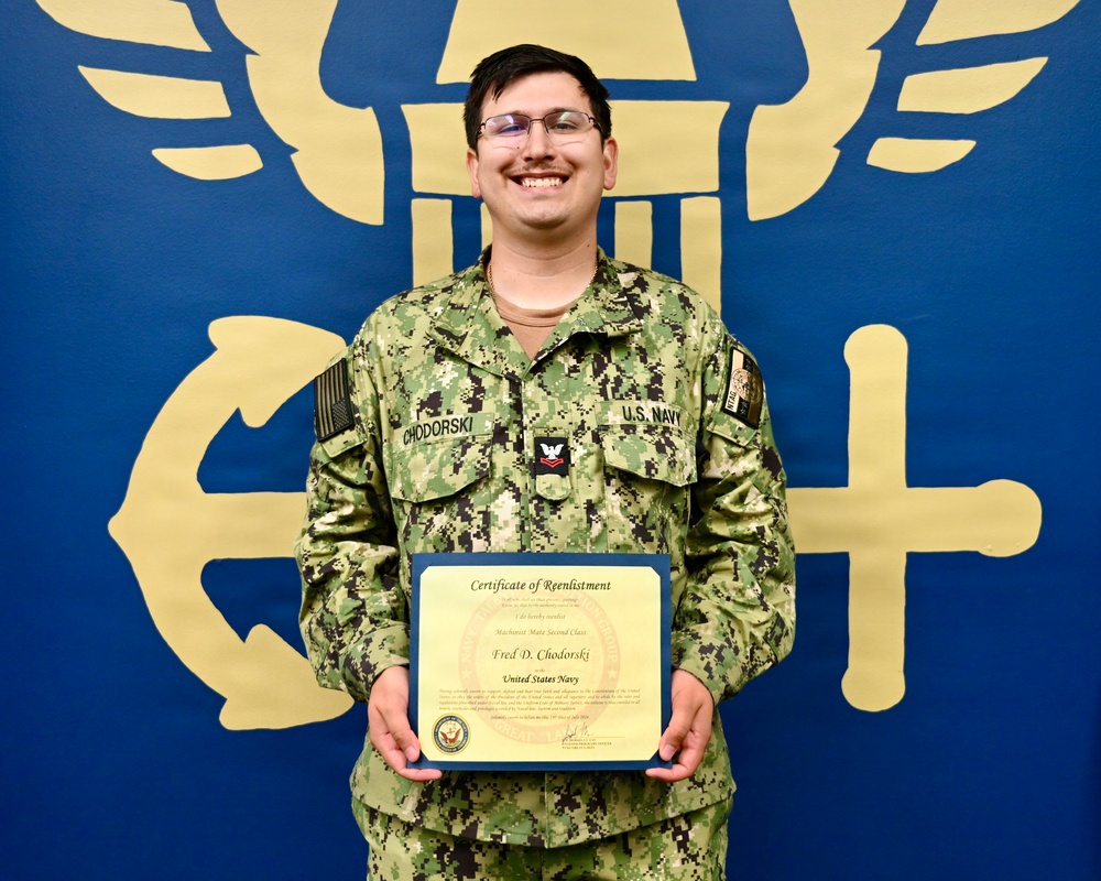 MM2 Fred Chodorski Reenlistment Ceremony