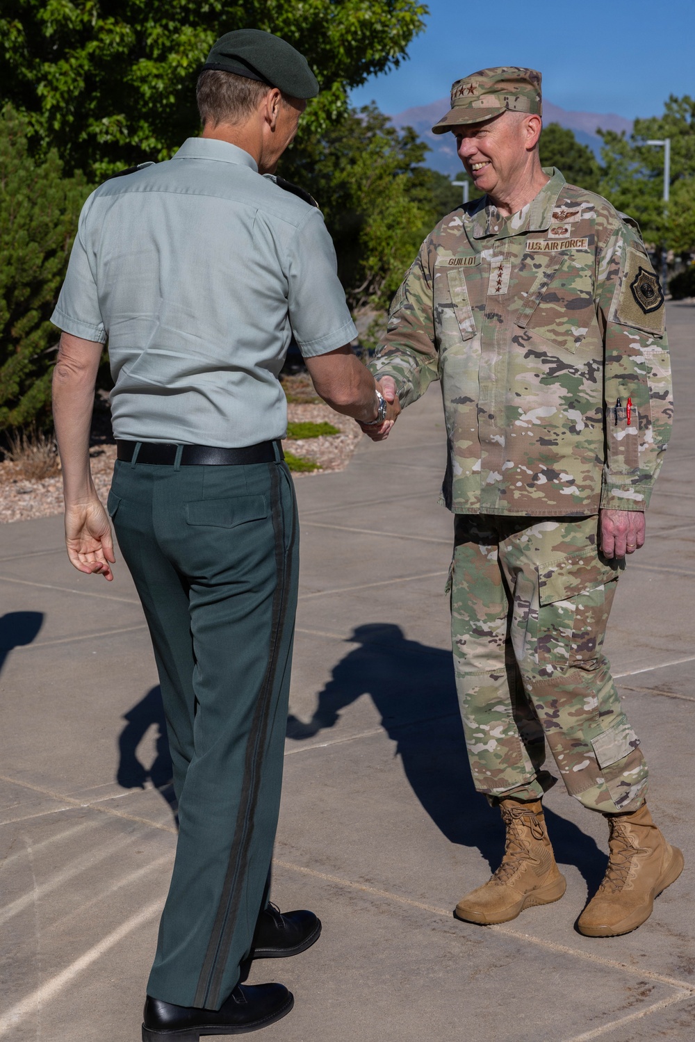 General Eirik J. Kristoffersen, Norwegian Chief of Defence Visits NORAD &amp; USNORTHCOM