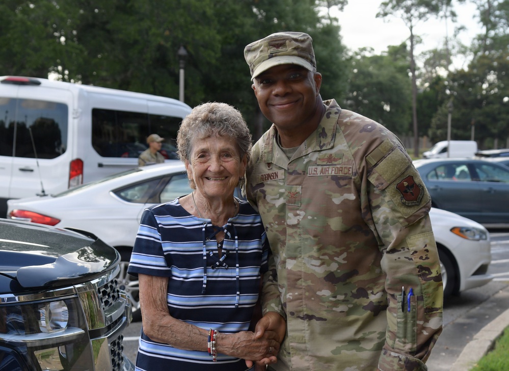 101-year-old &amp;quot;Rosie the Riveter&amp;quot; tours Keesler