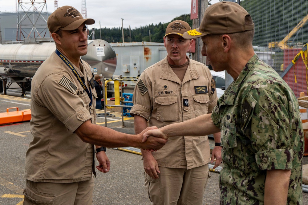 STRATCOM Tours COMSUBGRU 9 Submarines