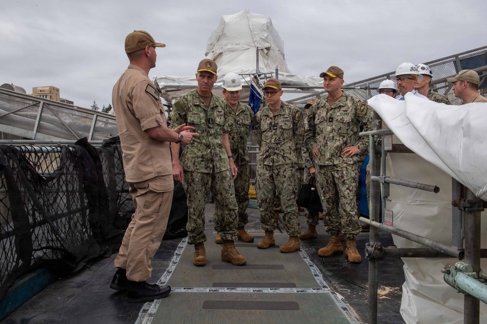 STRATCOM Tours COMSUBGRU 9 Submarines