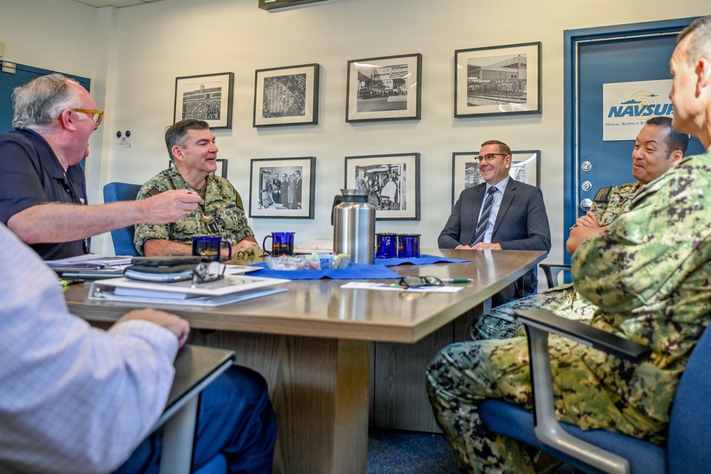 Vice Adm. Skillman Visits NAVSUP HQ