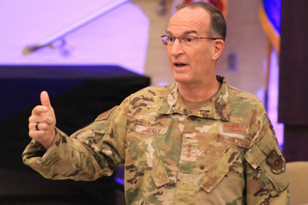 Reservists Sharpen Strategic Edge at National Capital Region Training Assembly