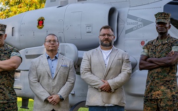 AH-1Z display connects NAVSUP WSS workforce to the Marine Corps warfighter