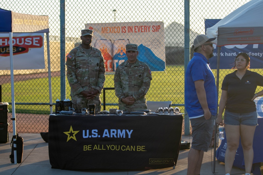 5th Recruiting Battalion volunteers with Community Partners