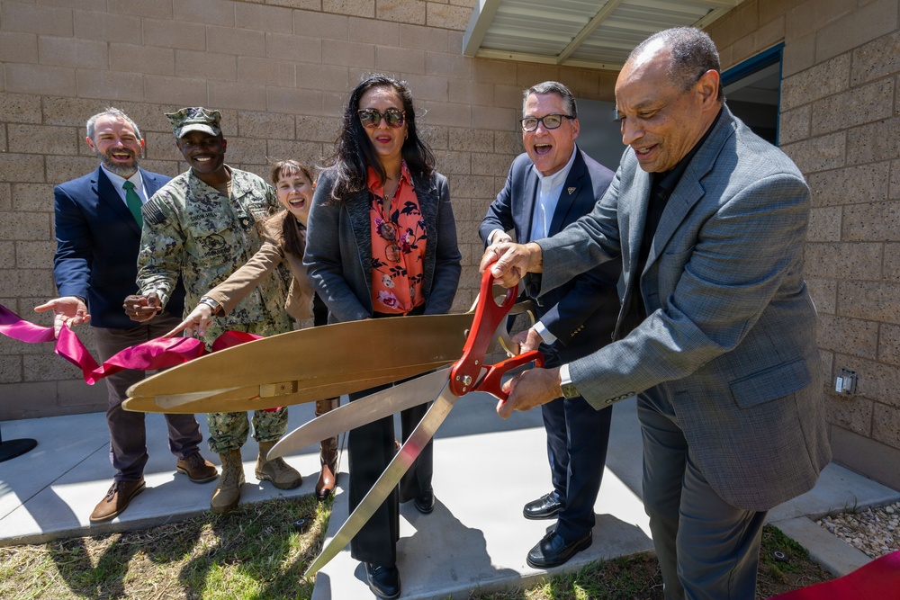 NAVFAC Southwest Delivers State-of-the-Art Quantum Information Technologies Lab to NIWC Pacific, Highlighting Strong Partnership