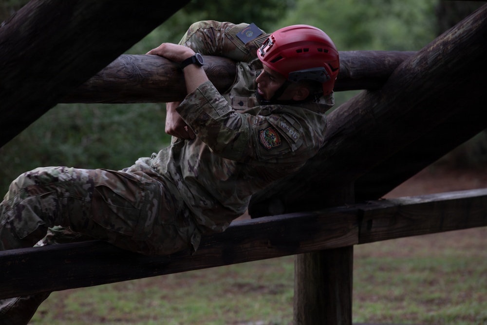 Competitors Demonstrate Strength and Agility During Best Warrior Competition 2026