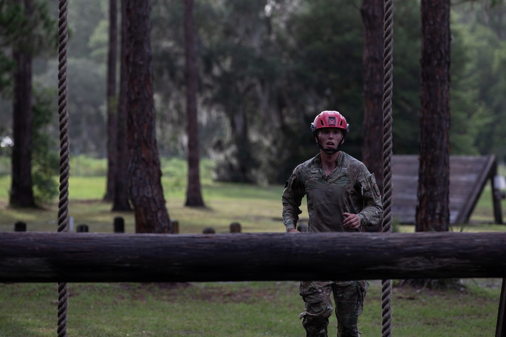 Competitors Demonstrate Strength and Agility During Best Warrior Competition 2026
