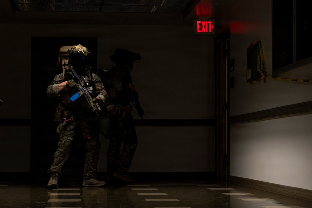 MARSOC conducts raid training during RAVEN