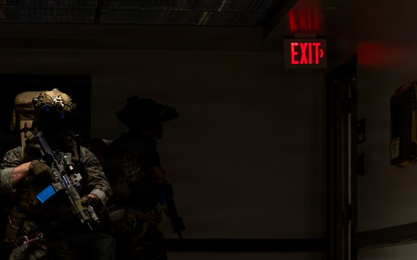 MARSOC conducts raid training during RAVEN