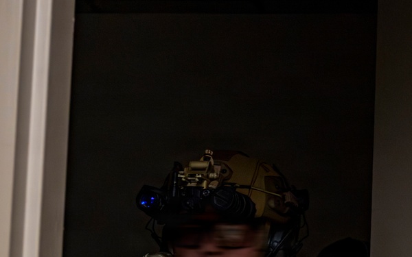 MARSOC conducts raid training during RAVEN